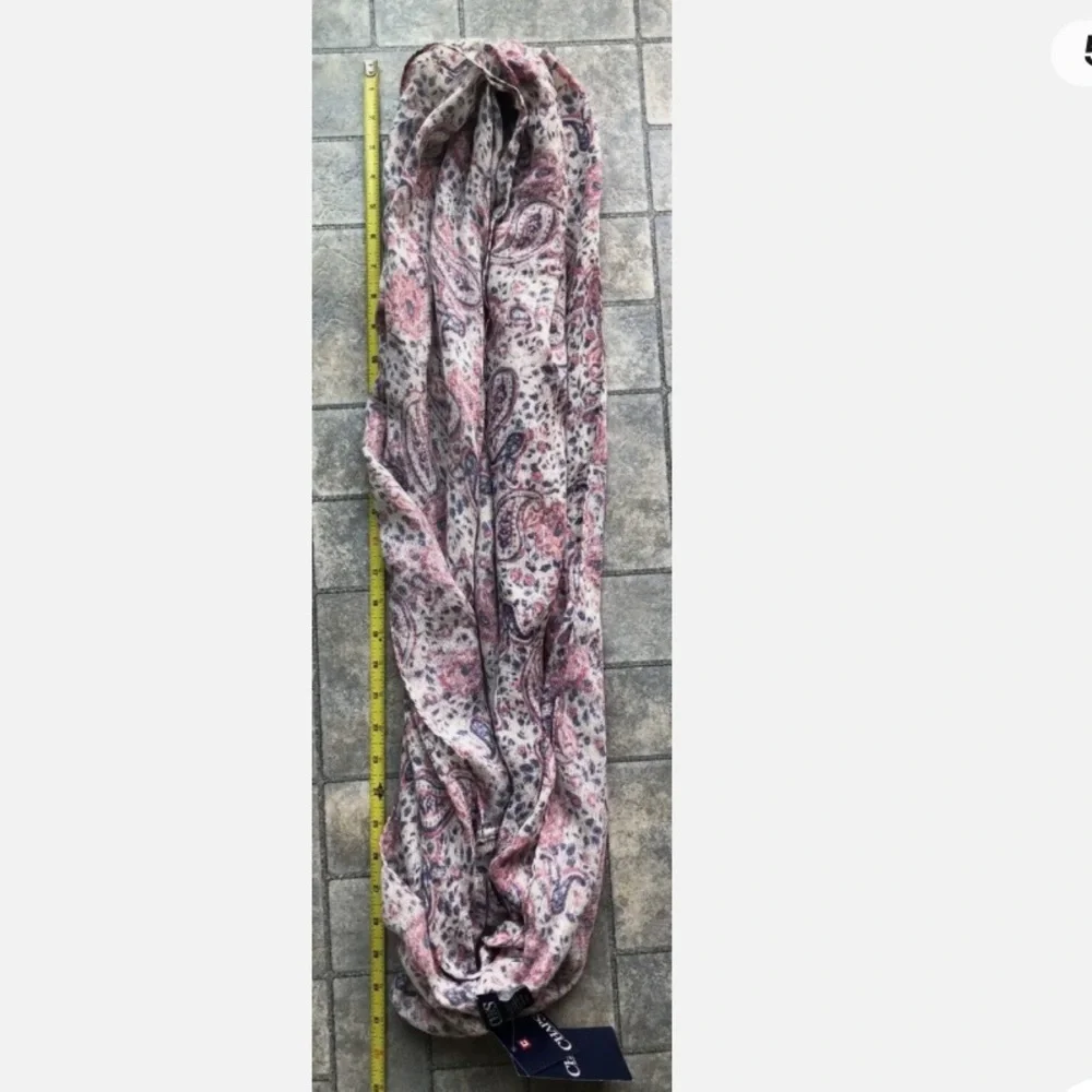 Chaps Loop Scarf - Picture 5 of 13